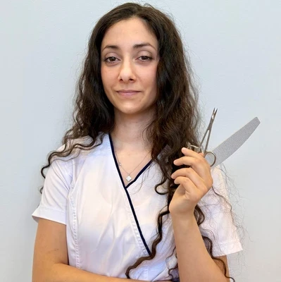 Пиннекер Анжела