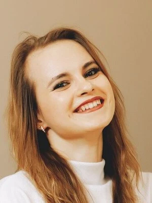 Полина Корсакова