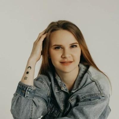 Полина