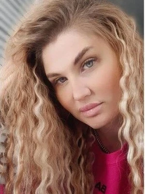 Алена Владимировна Остапенко