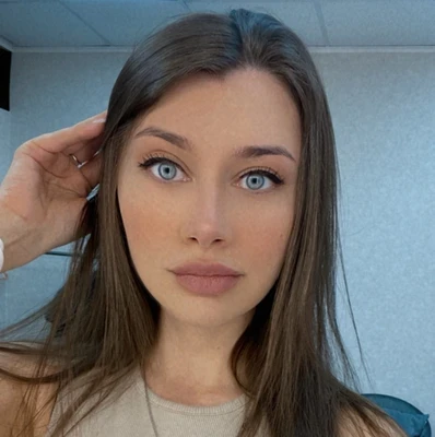 Максимова Вера