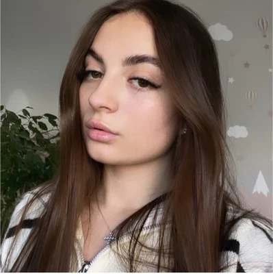 Громова Лина