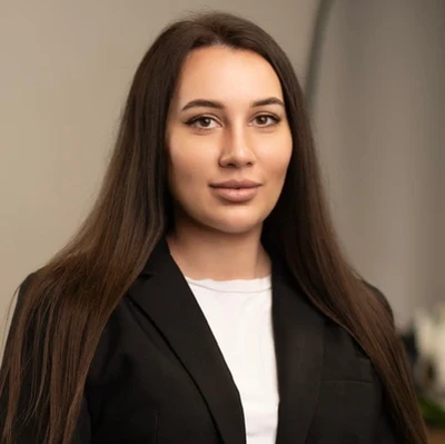 Елена Чаус