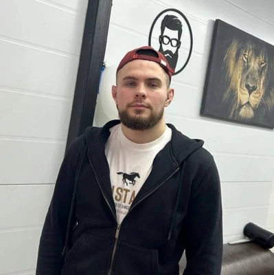 Барбер Артем