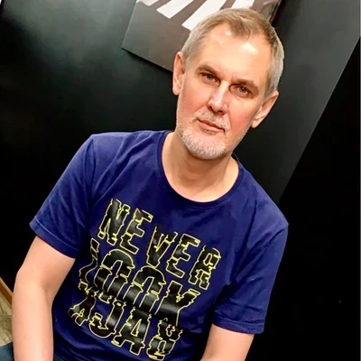 И. Александр