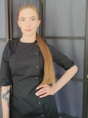Виктория Леонова