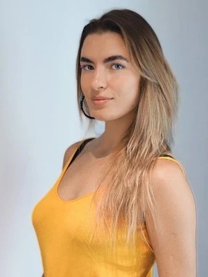 Ксения Старинец