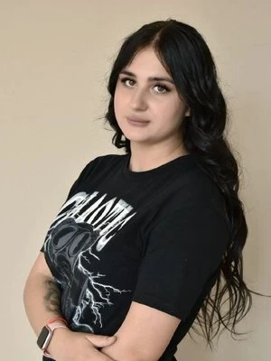 Полина Майкова