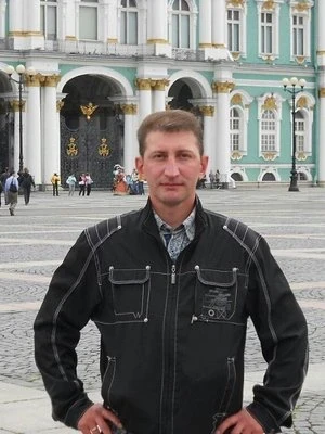 Александр Гомзяков
