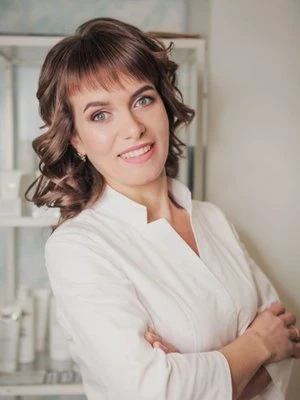 Алена Мирошниченко