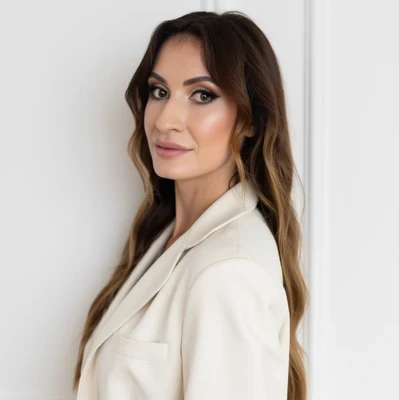 Мастер Полина