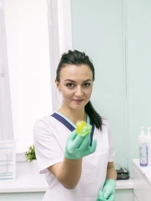 Карина Серова