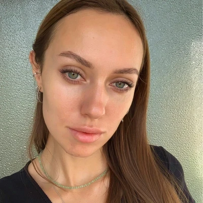 Яна