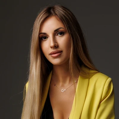 Белоусова Юлия