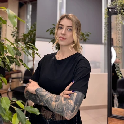 Полина