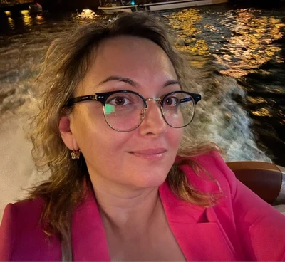 Максимова Любовь