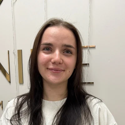 Елена Разыграева