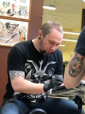 Денис Зверев