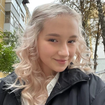 Полина