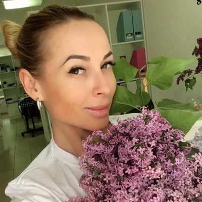Анна Высоцкая