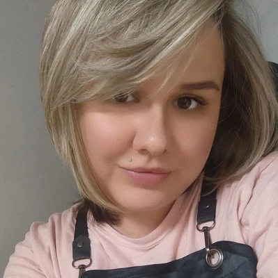 Крылова Анна
