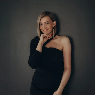 Яна