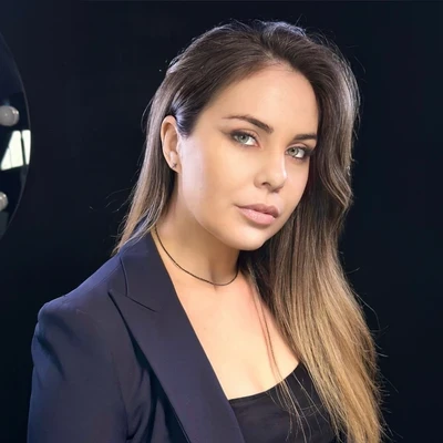 Янулевич Полина