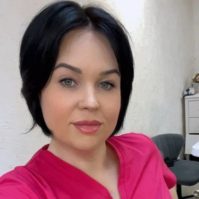 Никитина Яна