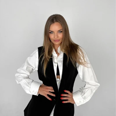 Полина