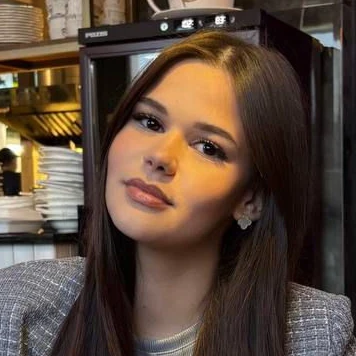 Карасева Виктория