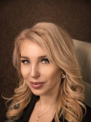 Александра Лопатина