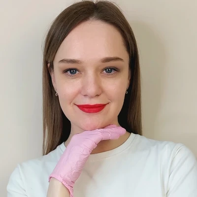 Никитина Юлия