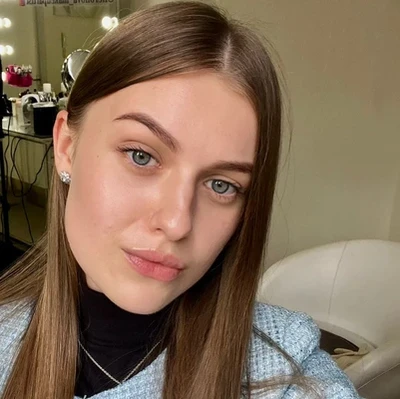 Озолина Яна