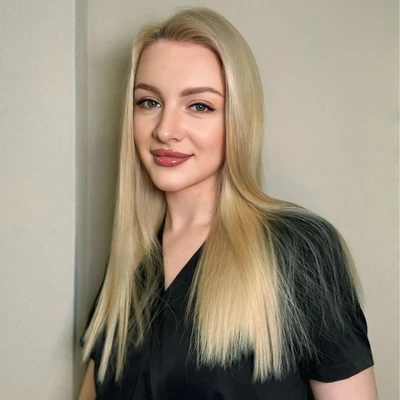 Аня Ю