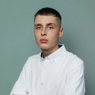Денис