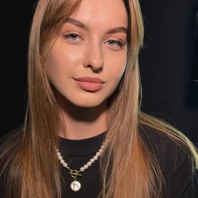 Яна