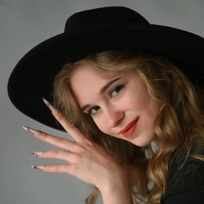 Размыслова Яна