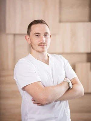 Юрий Евгеньевич Хвостов