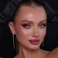 Илона