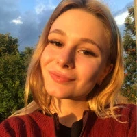 Павлова Настя
