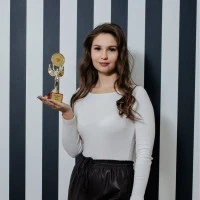 Анна brow