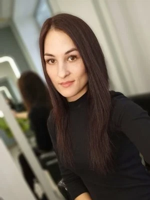 Анна Славина