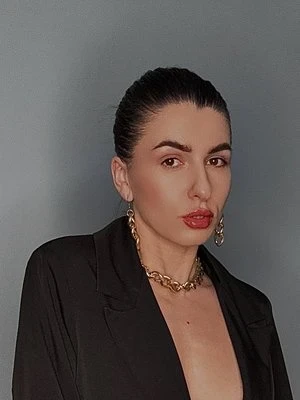 Любовь Потапова