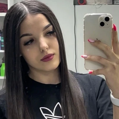 Рената Петергоф