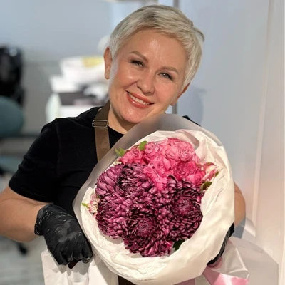 Геккель Лариса