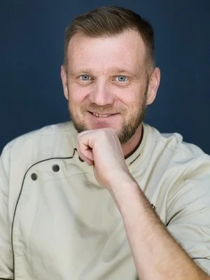 Максим Лапин