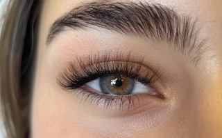 Окрашивание ресниц краской