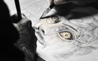 Тату в стиле "Надпись"